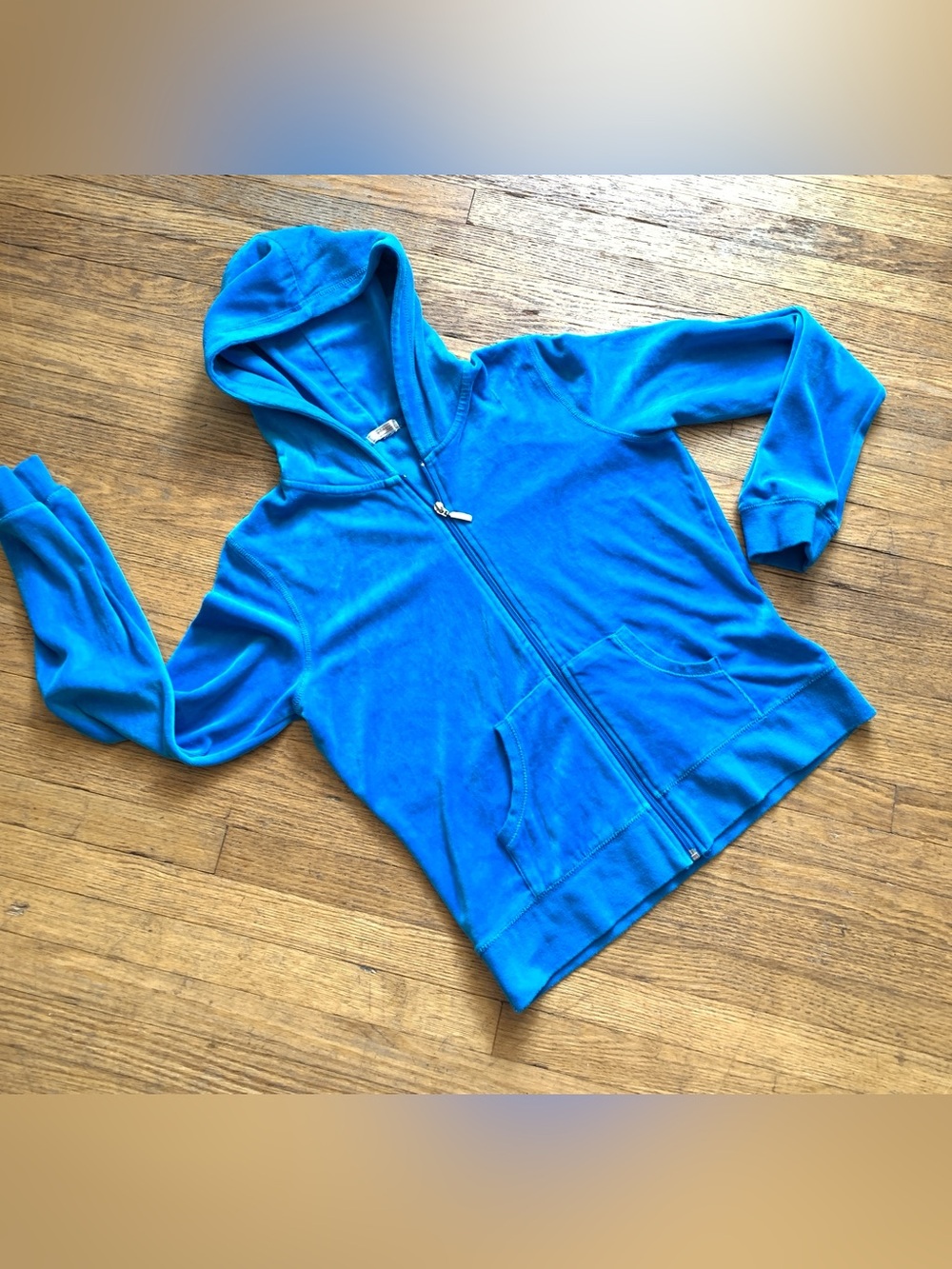 Awesome Vintage Velour Hoodie with Front Zipper. GORGEOUS TURQUOISE🦋